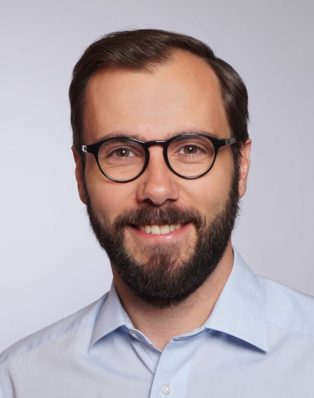 Dr. Daniel Müller